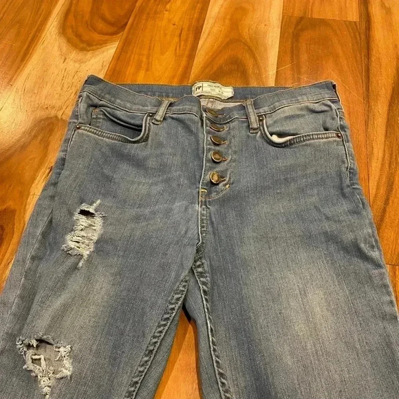 Free People Distressed Skinny Jeans Sz 29​​ - Picture 2 of 11